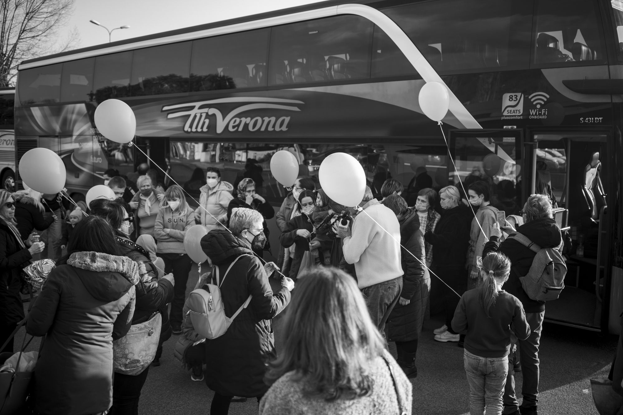 L′arrivo del bus a Pietrasanta